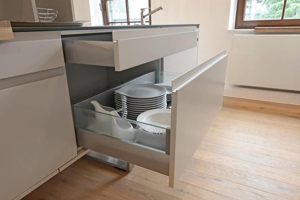 6,5 Luxury Room Apartment - Central Zwickau - 3 Bedrooms - 2 Bathrooms Ngoại thất bức ảnh