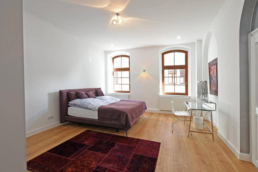 6,5 Luxury Room Apartment - Central Zwickau - 3 Bedrooms - 2 Bathrooms Ngoại thất bức ảnh