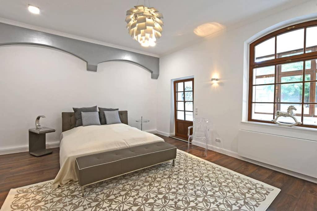 6,5 Luxury Room Apartment - Central Zwickau - 3 Bedrooms - 2 Bathrooms Ngoại thất bức ảnh